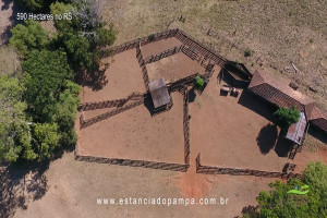 Os Serranos - Madrugada [VDownloader].00_09_47_24.Quadro121_b5256eed7e65c5f70b7f685f671a06650588c7d4.jpg